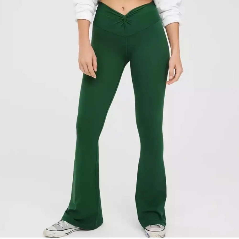 aerie high rise xtra twisted green flared leggings